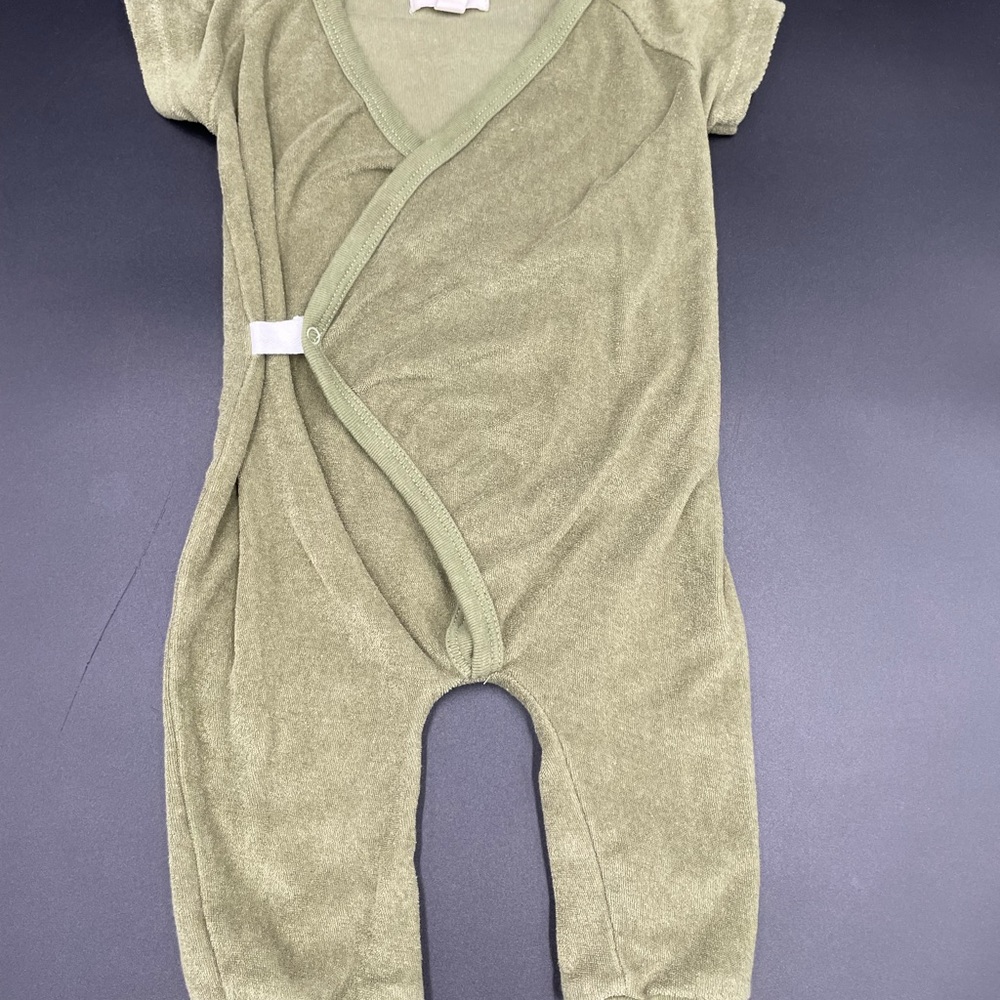 Rabbit & Bear infant boys 6-9 months kimono olive green